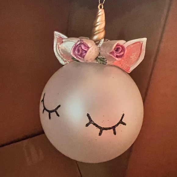 Robert Stanley Other - New Glass Round Unicorn Ornament